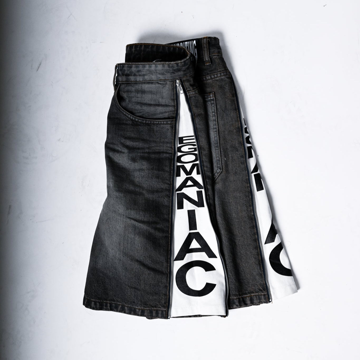 EGOMANIAC Jorts