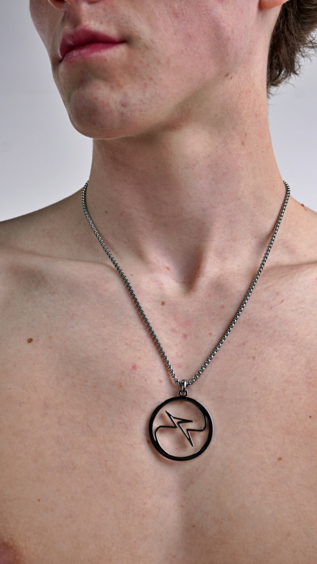 Emblem chain